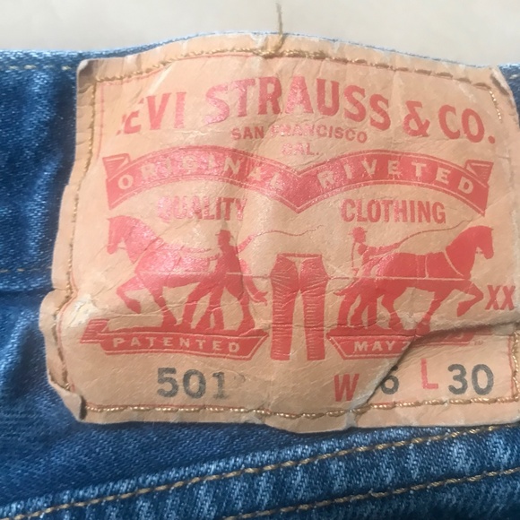 Levi's 501 Jeans. - Picture 2 of 3